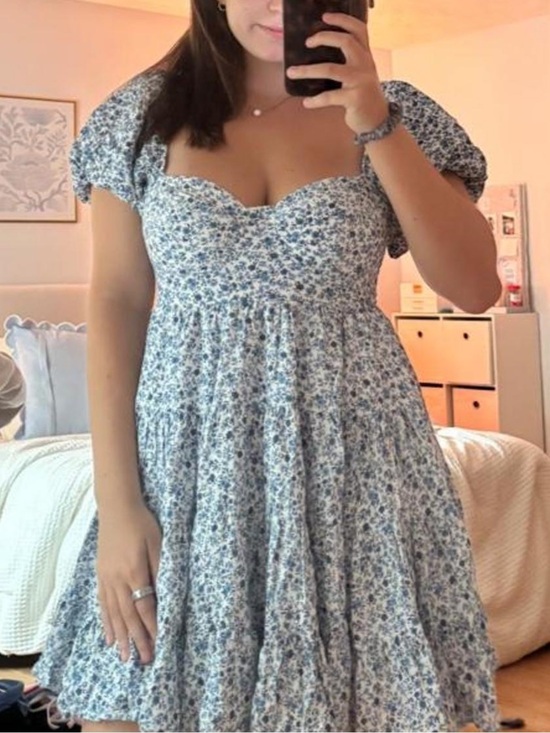 Altar'd State Dresses & Skirts - Altar'd State Blue and White Floral Puff Sleeve Mini Dress